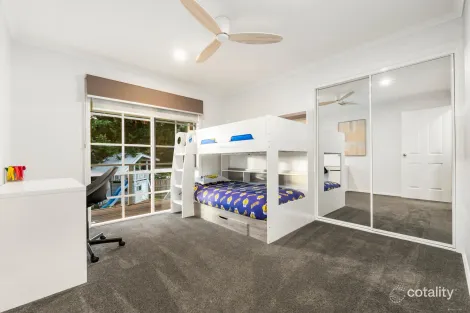 Property photo of 38 Kamarooka Drive Wattle Glen VIC 3096