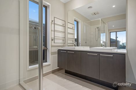 Property photo of 26 Featherwood Crescent Craigieburn VIC 3064