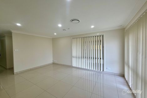 Property photo of 4 Cunningham Close St Clair NSW 2759