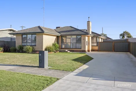 22 Shirley St, Wendouree, VIC 3355