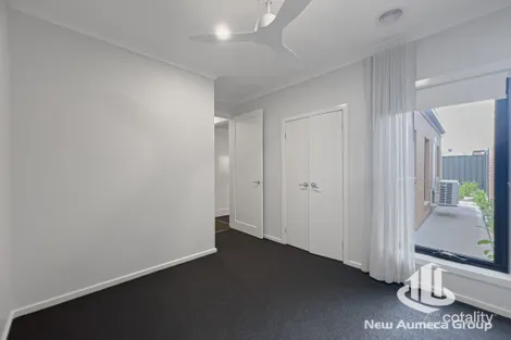 Property photo of 32 Edgedell Avenue Kalkallo VIC 3064