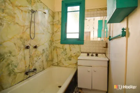 Property photo of 22 Read Avenue Lithgow NSW 2790