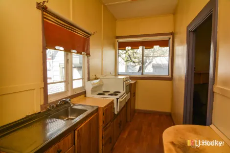 Property photo of 22 Read Avenue Lithgow NSW 2790