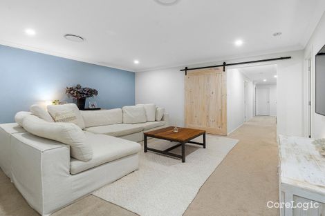 Property photo of 37 Seeana Crescent Bridgeman Downs QLD 4035