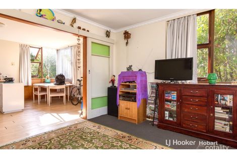 Property photo of 10 Burnside Avenue New Town TAS 7008