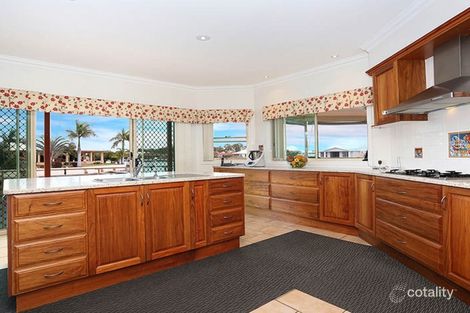 Property photo of 14 Tamala Court Bongaree QLD 4507