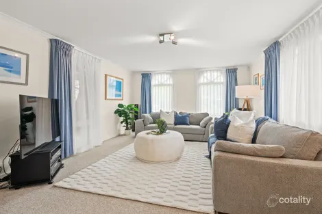 Property photo of 64 Dobell Street Indooroopilly QLD 4068