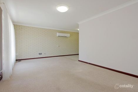 Property photo of 33 Greville Way Girrawheen WA 6064