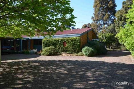 5 Brian Ct, Grahamvale, VIC 3631