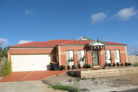 Property photo of 36 Pimelea Way Hillside VIC 3037