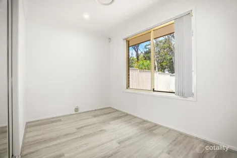 Property photo of 15 Balmain Place Doonside NSW 2767