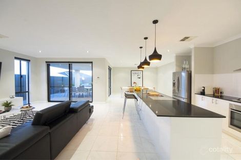 Property photo of 12 Hestercombe Way Landsdale WA 6065