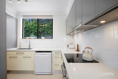 Property photo of 11/24 Second Avenue Broadbeach QLD 4218