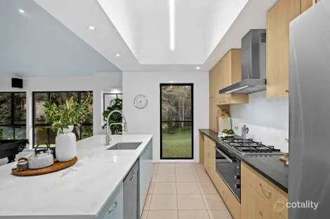 Property photo of 35 Bellbird Place McDowall QLD 4053