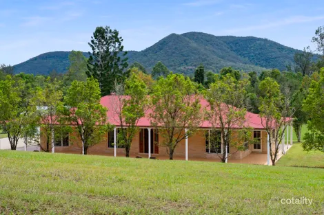 44 Greenwood Cres, Samford Valley, QLD 4520