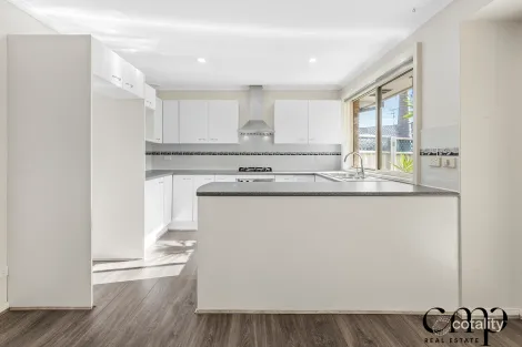 Property photo of 5 Ariel Place Rosemeadow NSW 2560