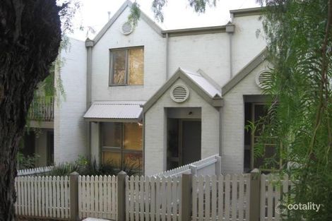 17 Weighbridge Lane, Kensington, VIC 3031