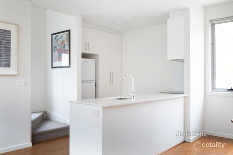 Property photo of 2/672 Nicholson Street Fitzroy North VIC 3068