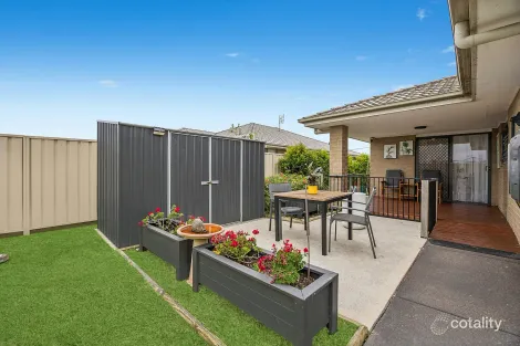 Property photo of 6 Cams Boulevard Summerland Point NSW 2259