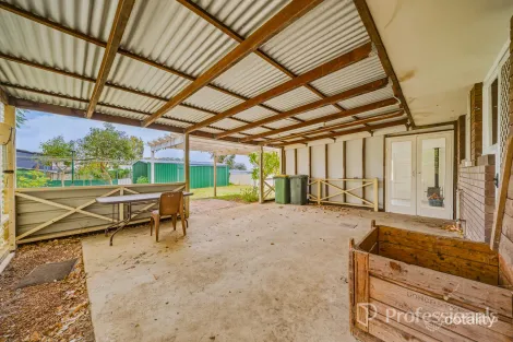 Property photo of 15 Fitzpatrick Place Waroona WA 6215