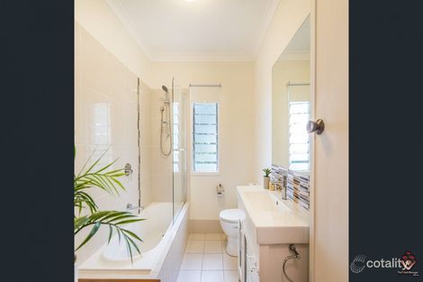 Property photo of 28 Mapleton Street Mount Gravatt East QLD 4122
