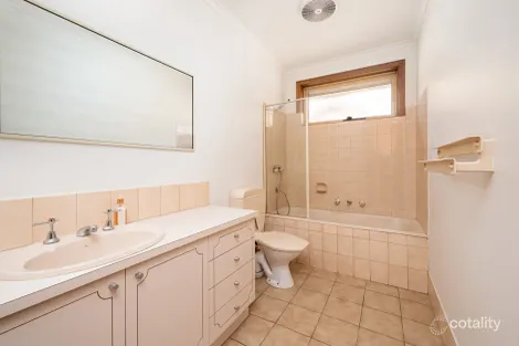 Property photo of 2/34 Glebe Avenue Cheltenham VIC 3192