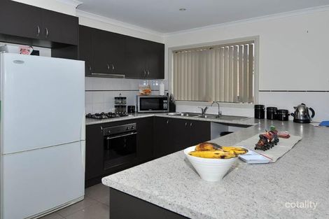 Property photo of 16 Lawson Place Burnside Heights VIC 3023