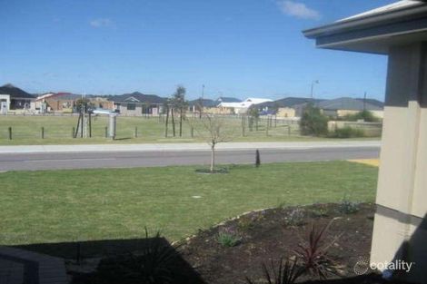 Property photo of 3 Edgeworth Circuit Tapping WA 6065