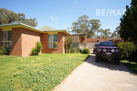 Property photo of 19 Swan Street Ashmont NSW 2650