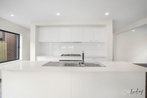 Property photo of 5 Selenium Street Kalkallo VIC 3064