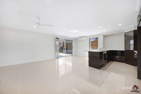 Property photo of 10 Hammersmith Crescent Doolandella QLD 4077