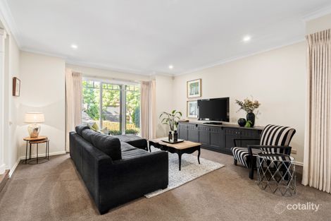 Property photo of 6 Benjamin Chase Mooroolbark VIC 3138