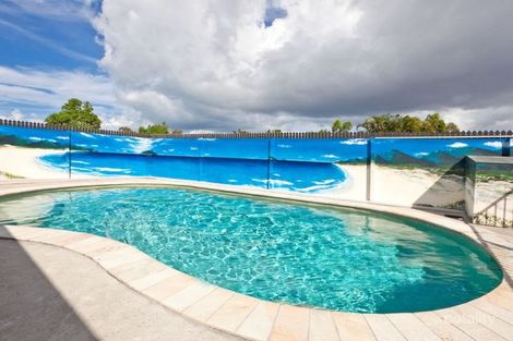 Property photo of 1 Folkestone Court Wellington Point QLD 4160
