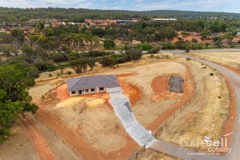 16 Eucalypt Bend, Wundowie, WA 6560