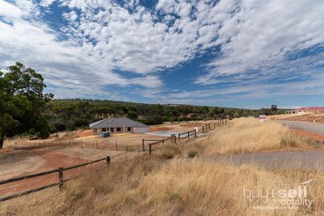 Property photo of 16 Eucalypt Bend Wundowie WA 6560