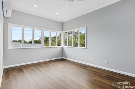 Property photo of 626 Cavendish Road Holland Park QLD 4121