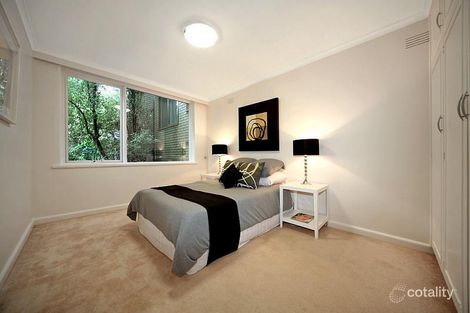 Property photo of 2/767 Malvern Road Toorak VIC 3142