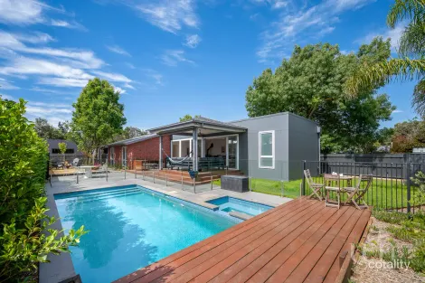 42 Inga Pde, Mount Martha, VIC 3934