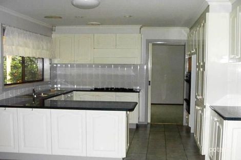 Property photo of 11 Timmothy Drive Wantirna South VIC 3152