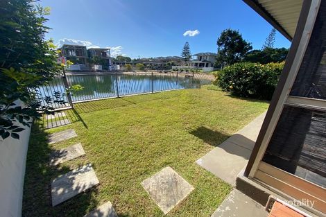 7 Barracuda Ct, Palm Beach, QLD 4221