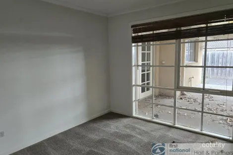 Property photo of 45 Chirnside Road Berwick VIC 3806