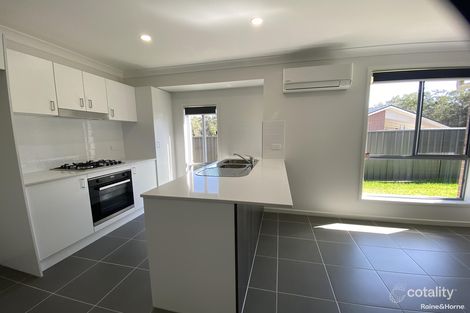 Property photo of 1/16 Cinnamon Way Morisset NSW 2264