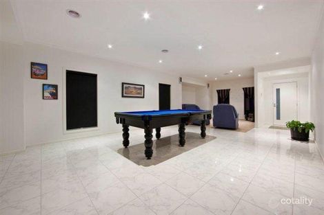 Property photo of 32 Lakeside Drive Sandhurst VIC 3977