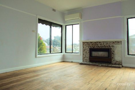 Property photo of 51 Fowler Street Moe VIC 3825