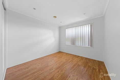 Property photo of 8 Helmsdale Court Cranbourne West VIC 3977