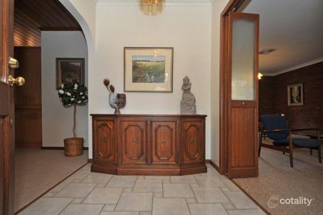 Property photo of 1 Vincent Drive Kennington VIC 3550