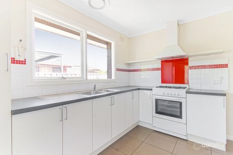 Property photo of 4 Ozone Crescent Bell Park VIC 3215