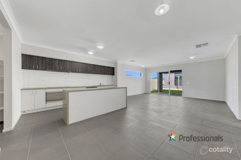 Property photo of 15 Murray Street Beveridge VIC 3753