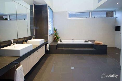 Property photo of 13 Kuranda Street Balmoral QLD 4171