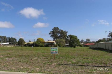 3 Burns Cres, Wondai, QLD 4606